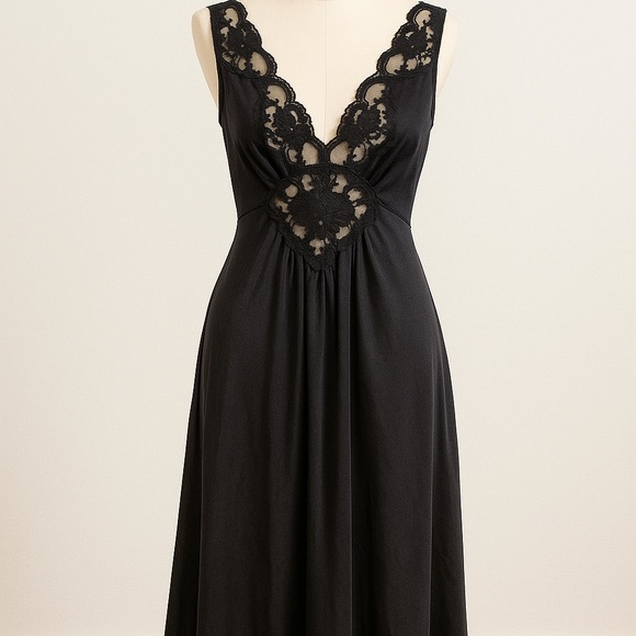 NOS 1980s Adonna Black Lace Nightgown | Made in USA | Medium - Picture 2 of 7